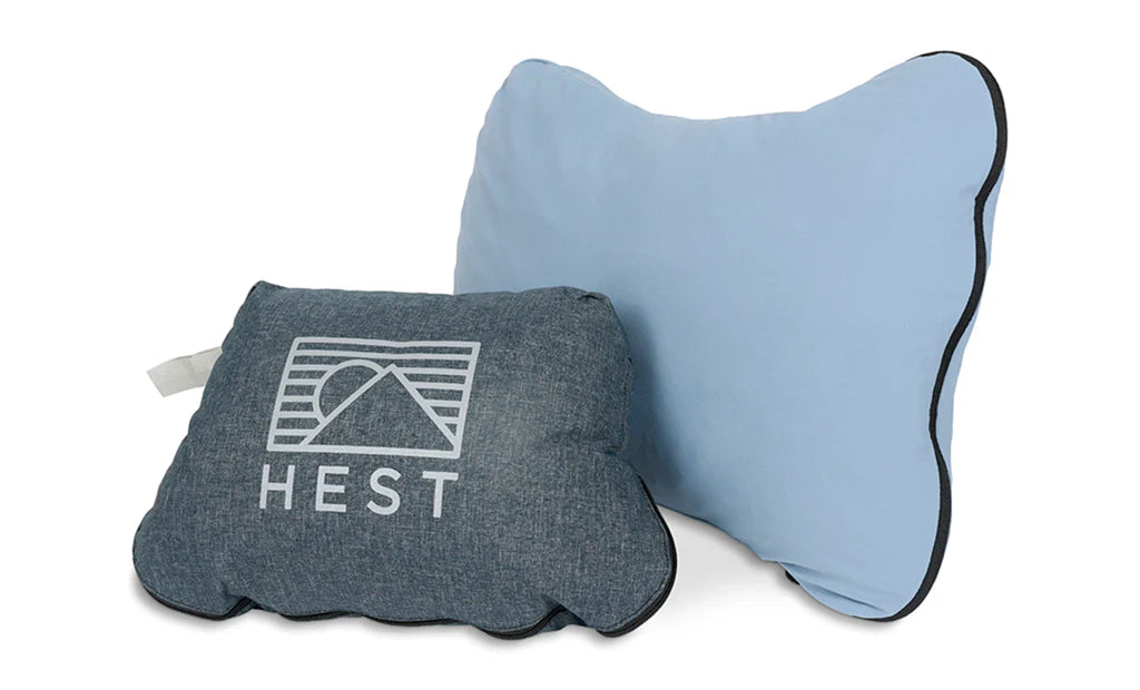 Hest Pillow