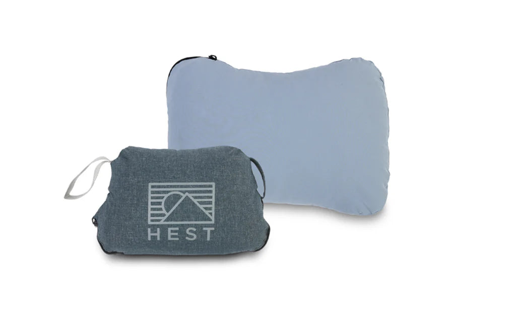 Hest Pillow