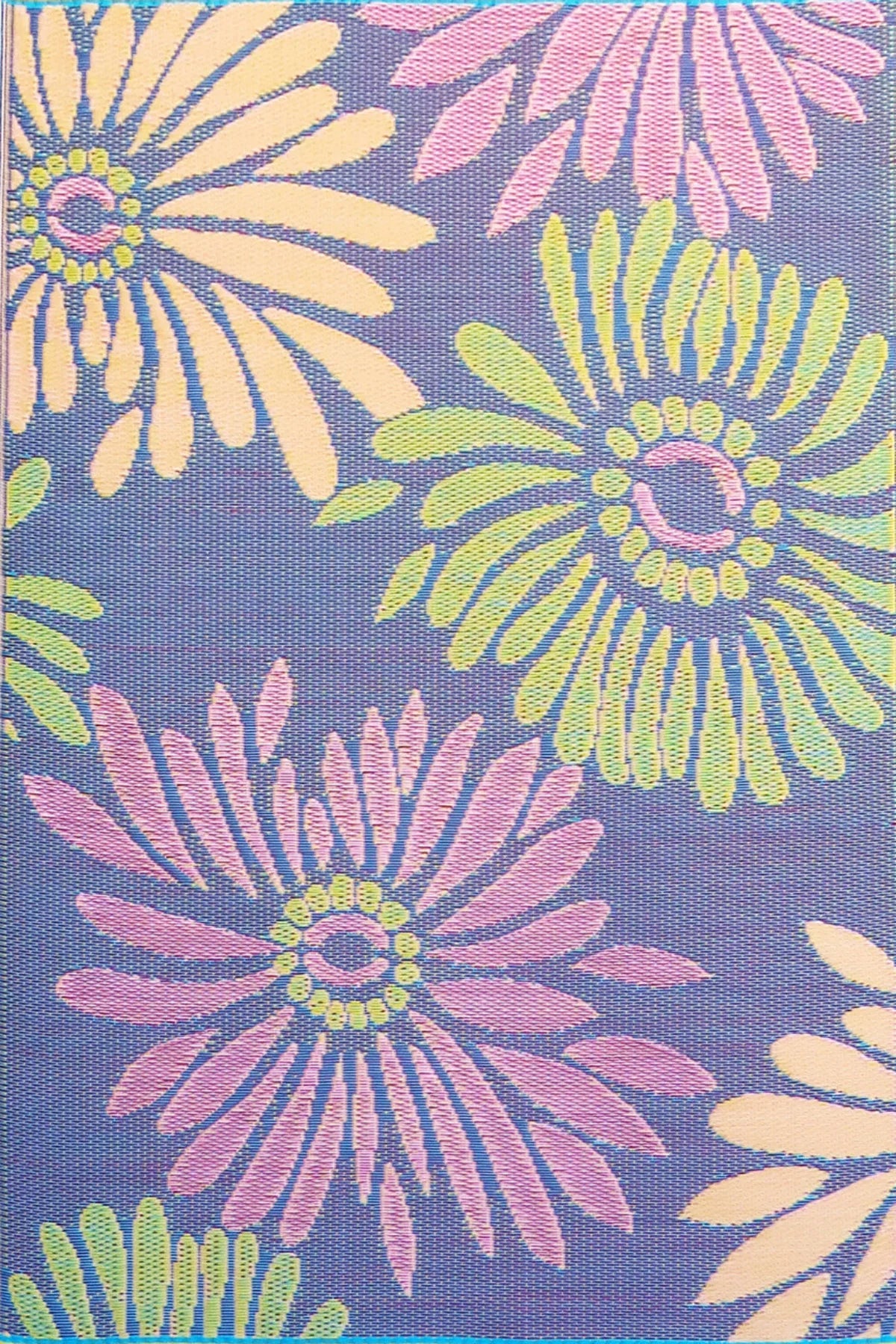 Mad Mat Daisy - Violet 4'x6' Indoor/Outdoor Rug