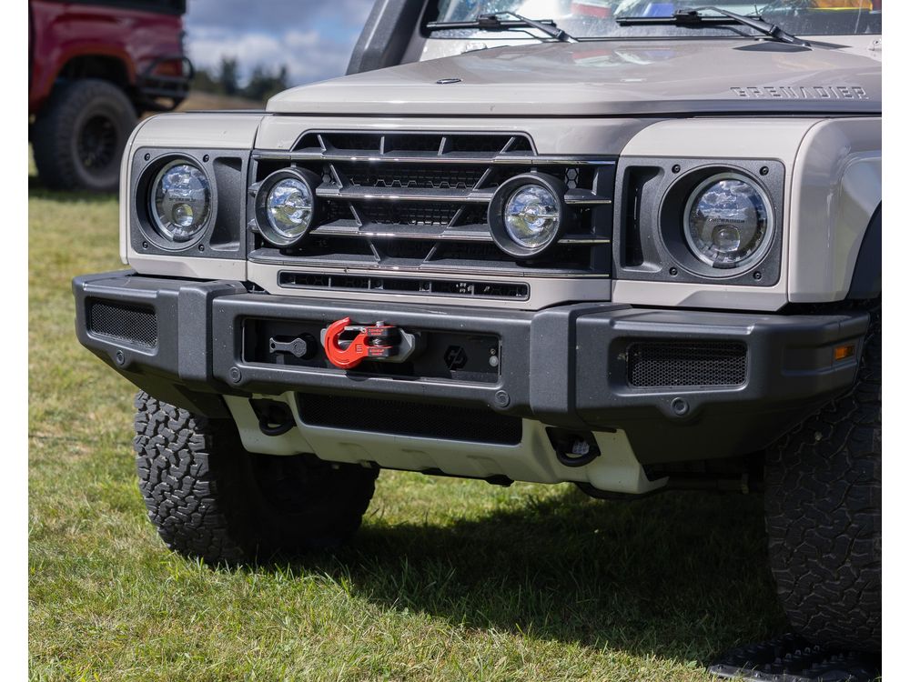 GP Factor Ineos Grenadier Hidden 12.5K Winch Kit - Synthetic Line